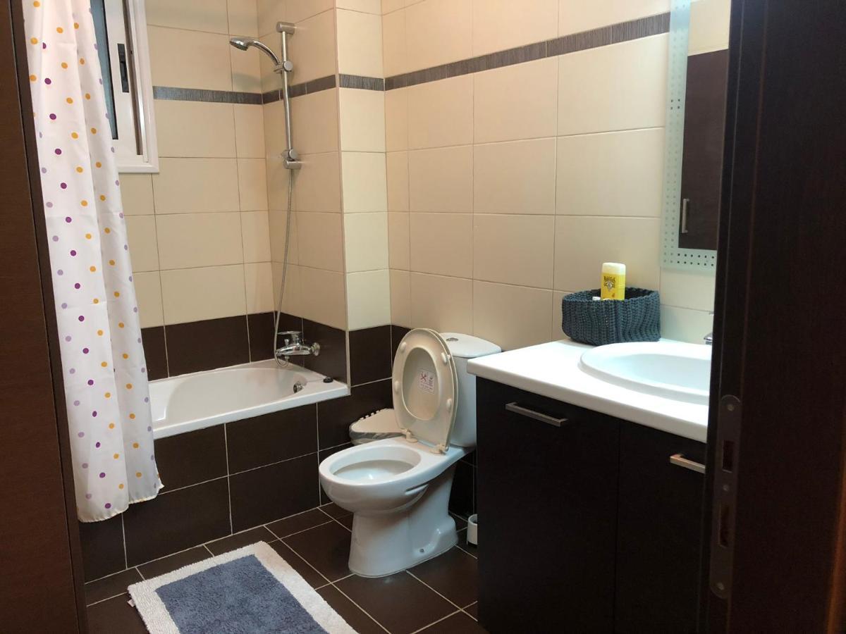 لارنكا Tranquil Country Condo المظهر الخارجي الصورة
