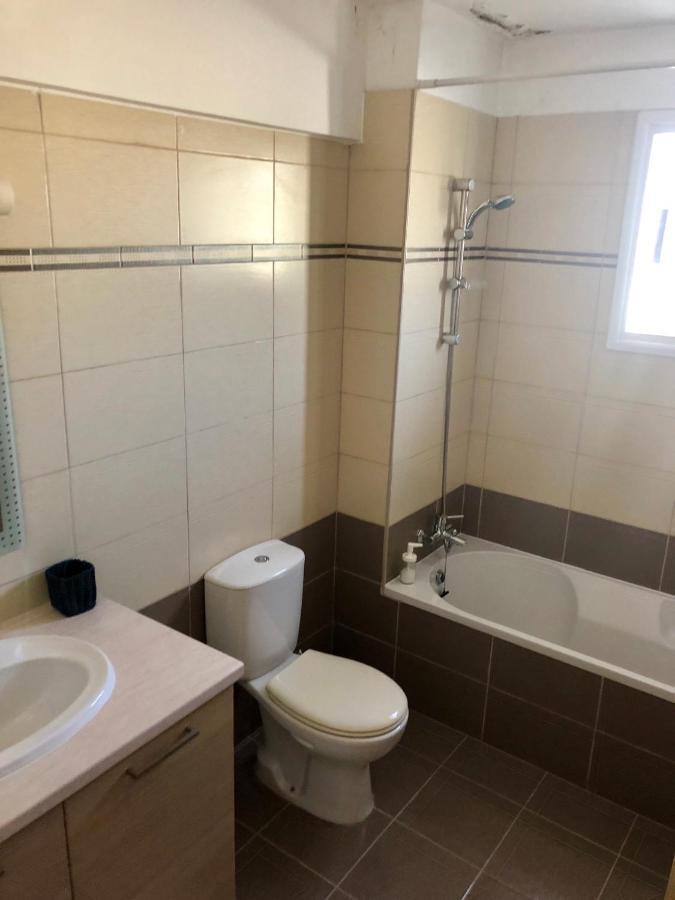 لارنكا Tranquil Country Condo المظهر الخارجي الصورة