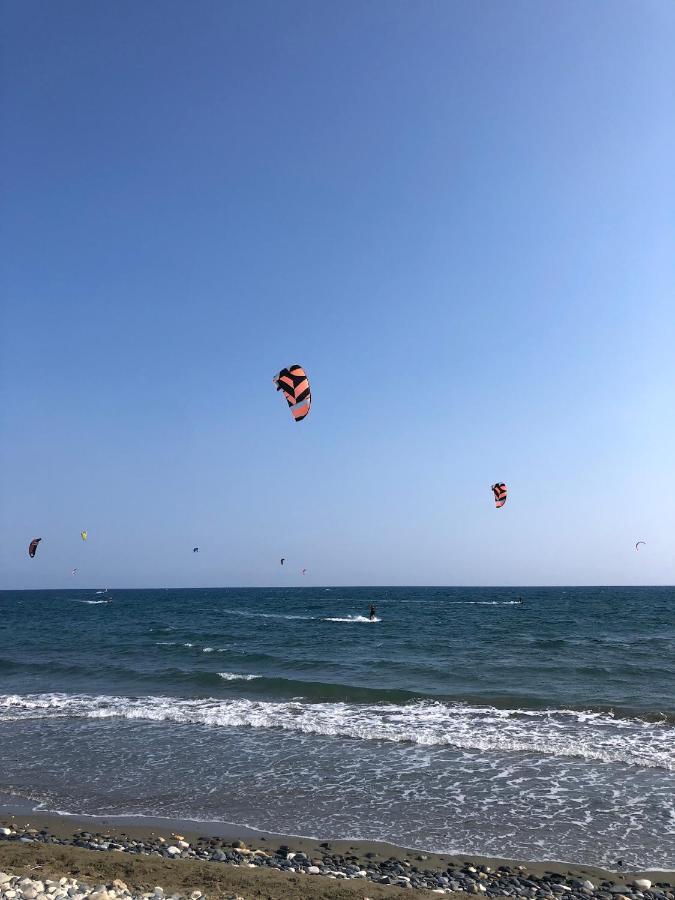 لارنكا Tranquil Country Condo المظهر الخارجي الصورة